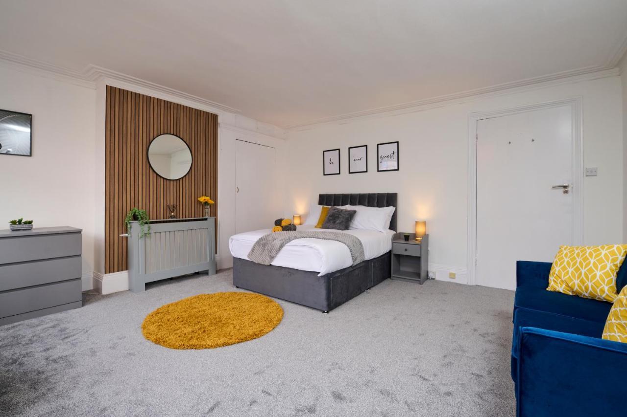 Spacious 3 Bedroom Apartment- Crouch End لندن المظهر الخارجي الصورة